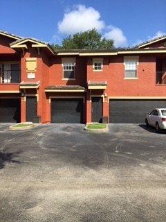 Building Photo - Lake Mary Townhome