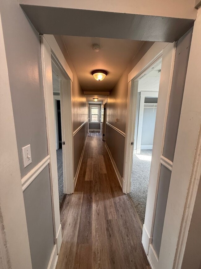 Building Photo - 1304 Ellis St