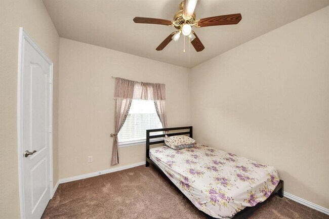 Building Photo - 4210 Audrey Manor Ln