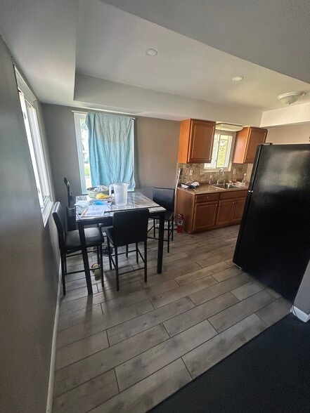 Upstairs kitchen - 15800 Holland Rd