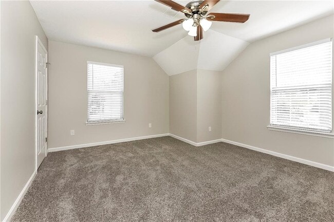 Building Photo - 3032 Lake Park Trail