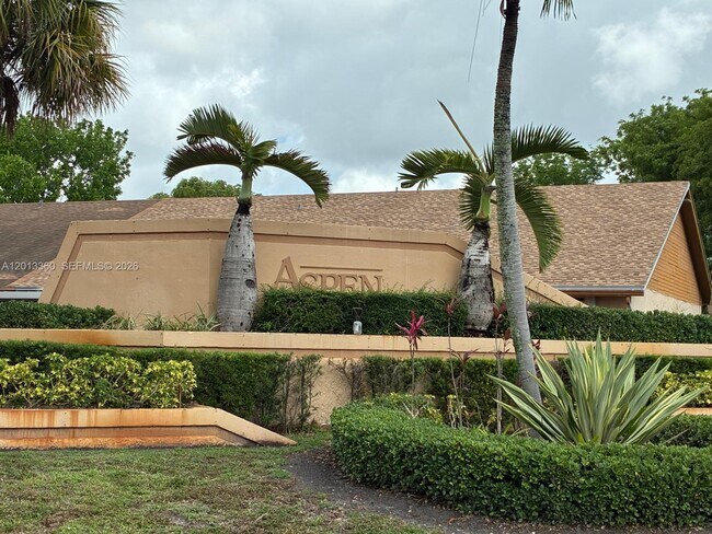 Building Photo - 6755 NW 187th Terrace