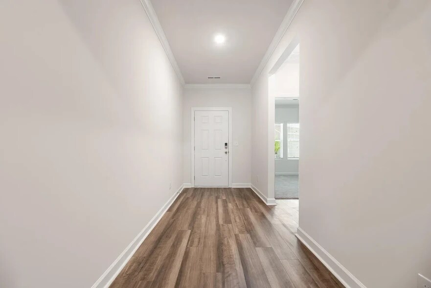 Foyer - 912 Rachel Anne Dr