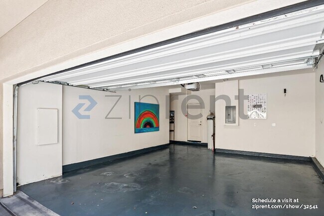 Building Photo - 715 Mystic Topaz Loop