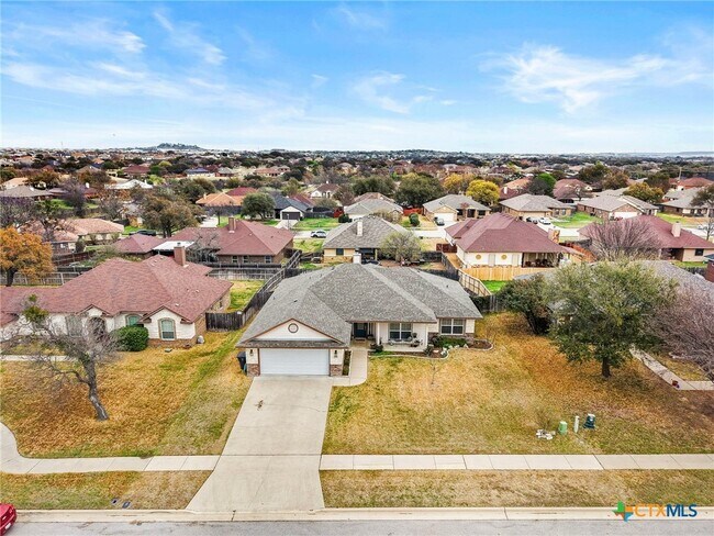 Building Photo - 4704 Bear River Trl