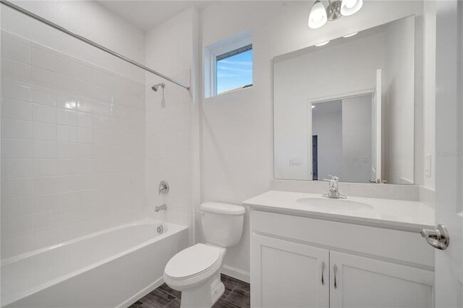 Building Photo - 2272 Sirena Ln
