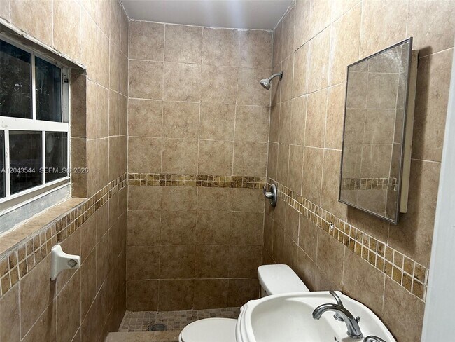 Building Photo - 261 NW 49th St