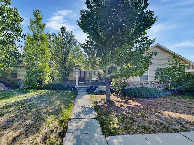 Primary Photo - 4452 Heritage Dr