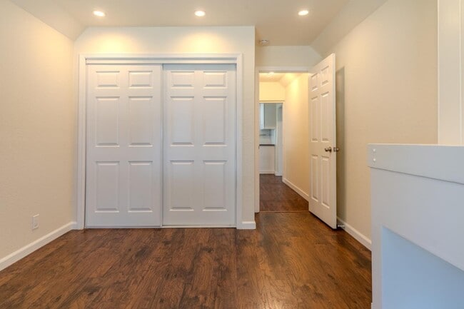 Building Photo - 401 Griffin Ave