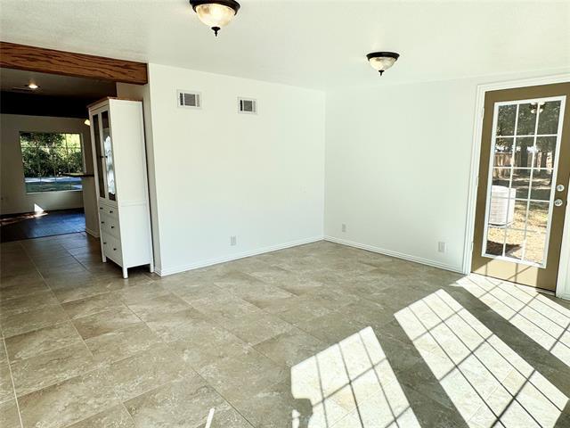 Building Photo - 921 Bradleys Bend