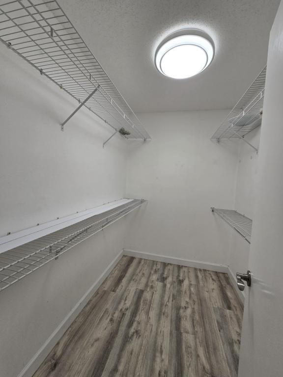 Building Photo - 9418 Nakoma Way