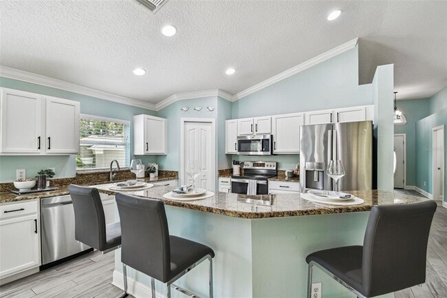 Building Photo - 13401 Fawn Springs Dr