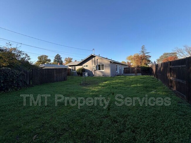 Building Photo - 2344-2346 Park Estates Dr., - 2346 Park Estates Dr.