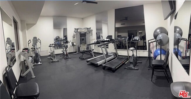 Building Photo - 74584 Nevada Cir E