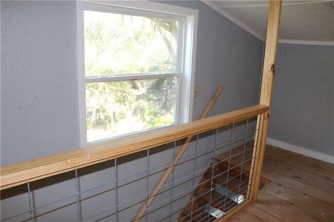 Building Photo - 20 Blk D Hird Is