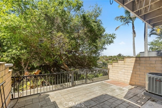 Building Photo - 23821 Hillhurst Dr