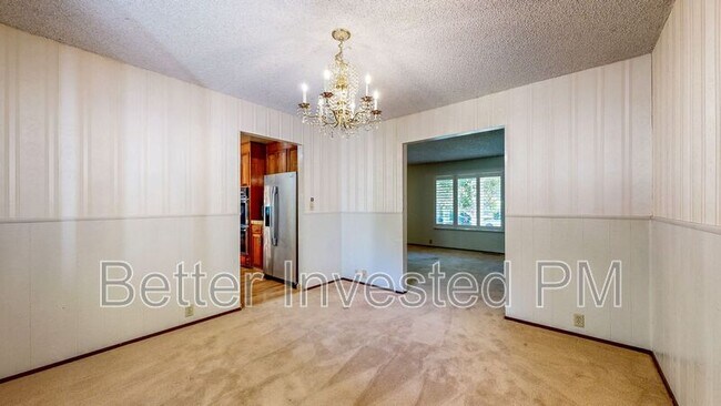 Building Photo - 2530 Brookhaven Dr