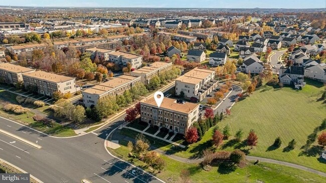 Building Photo - 42211 Yancey Terrace
