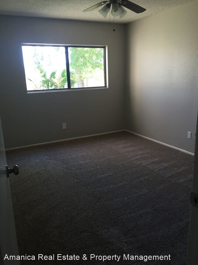 Building Photo - 2 br, 2 bath House - 2403 W. Acacia Ave.