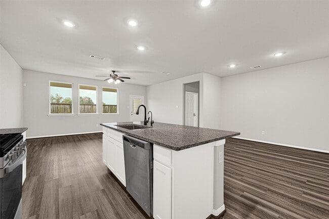 Building Photo - 13401 Emerald Mallard Dr