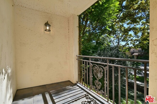 Building Photo - 12207 Cantura St