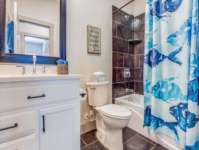 Building Photo - 405 Carneros Dr