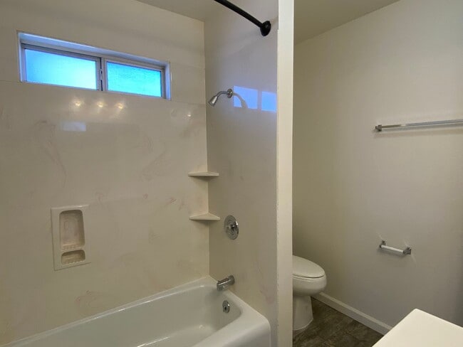 Building Photo - 1328 Woodmoor Ln