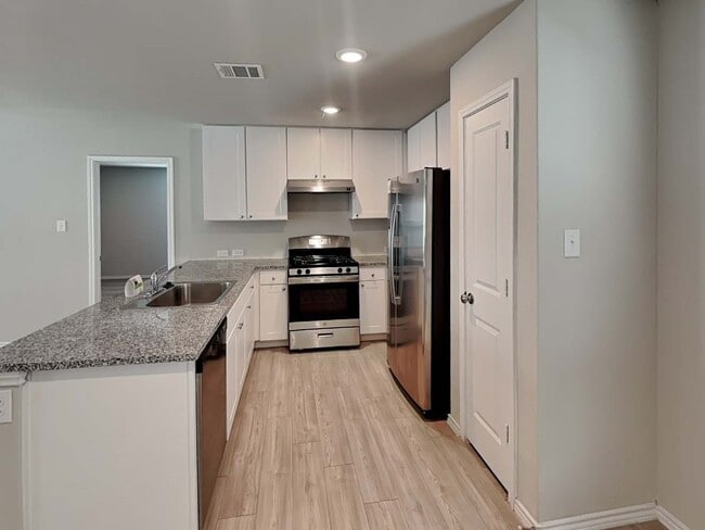 Building Photo - 7307 Cultivator Way