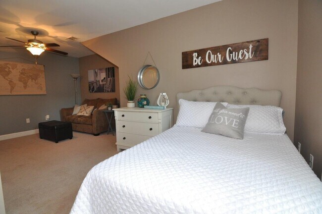 Building Photo - Coming Available!