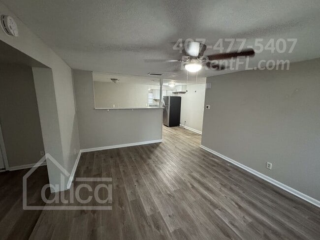Building Photo - 408 Woodside Dr