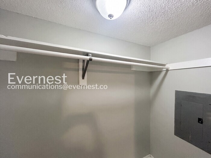 Building Photo - 3352 Brownbark Dr
