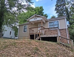 Building Photo - 2518 Greenfield Ln