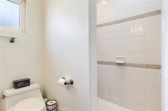 Building Photo - 12951 Cascade St