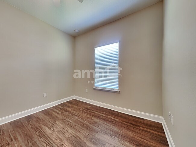 Building Photo - 87 Cobalt Ln