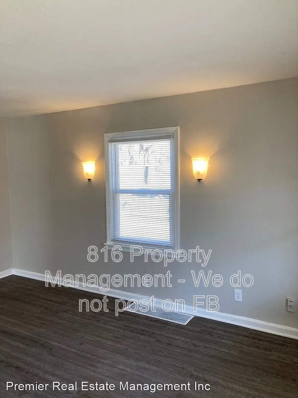 Building Photo - 7614 Eby Ave