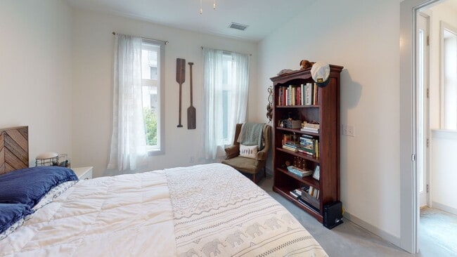 Building Photo - Coming Soon! East Nashville off Gallatin R...