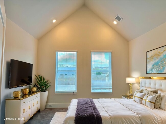 Building Photo - 5624 Bertellis Ln