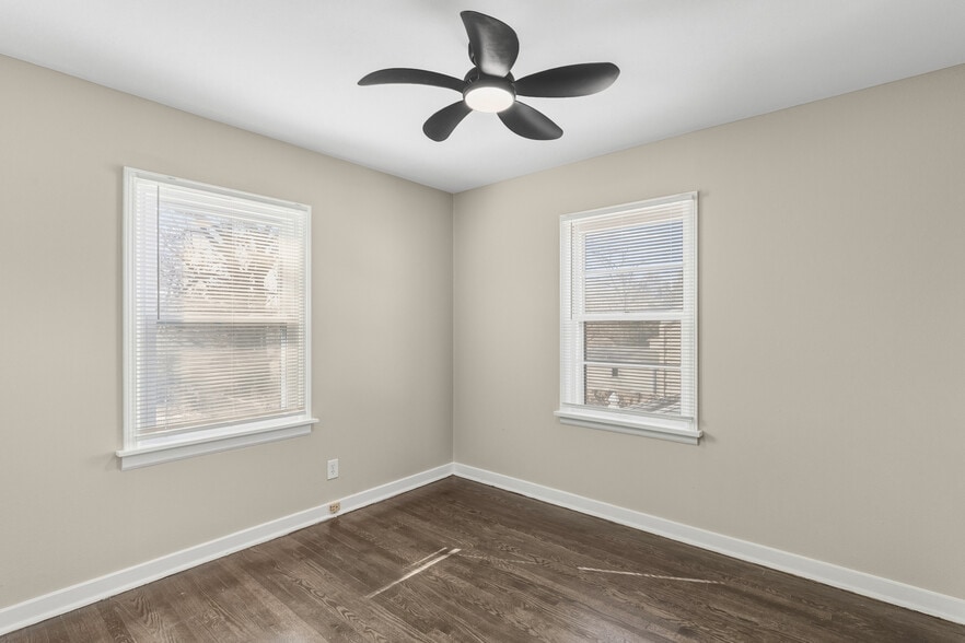 Building Photo - 114 Reasor Dr