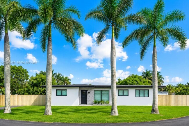 Building Photo - 31140 SW 188th Ave