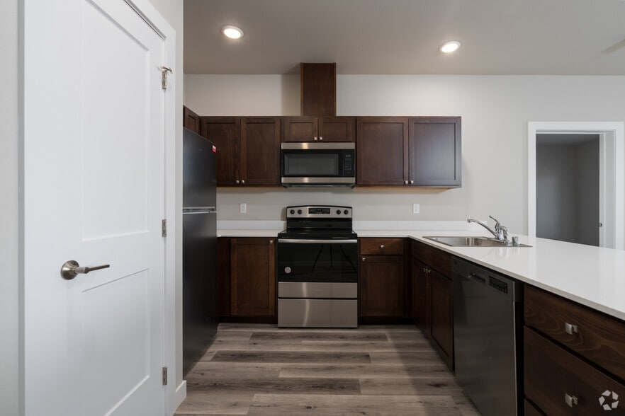 1BR, 1BA - 740SF - The Park at Medical Lake