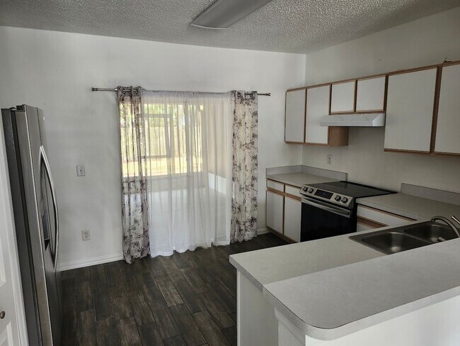 Building Photo - 6559 Osprey Lake Cir