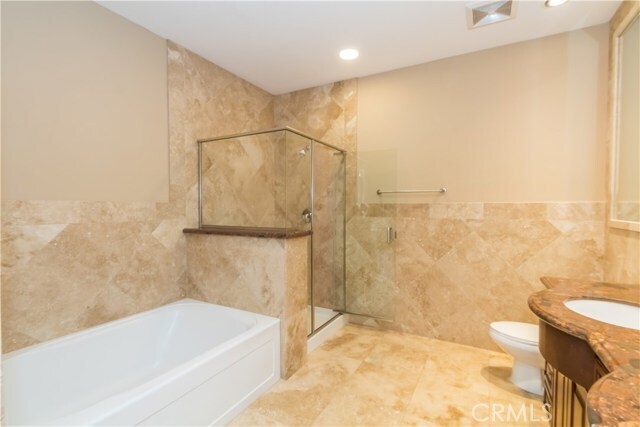 Building Photo - 4551 Coldwater Canyon Ave