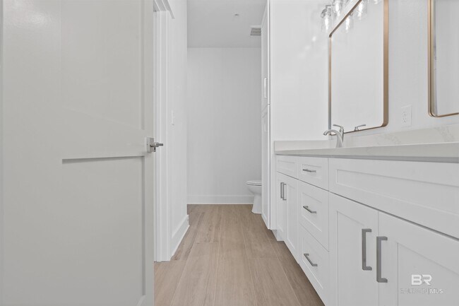 Building Photo - 501 Cotton Creek Dr