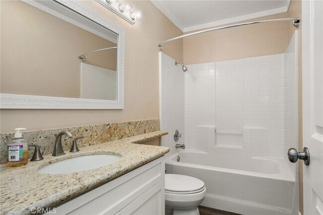 Building Photo - 3441 E Berkshire Ct