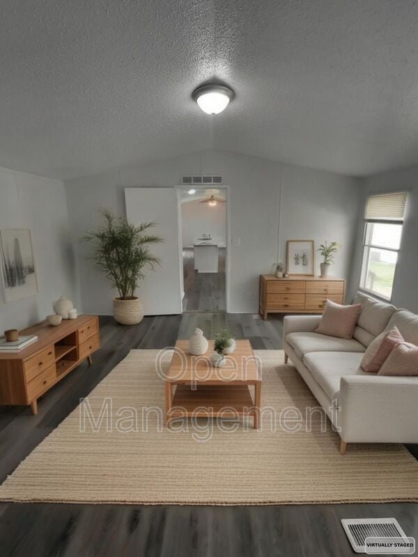 Building Photo - 301 Mantle Ave