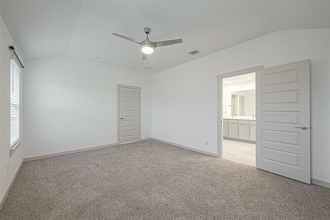 Building Photo - 7006 Telford Holw Trl