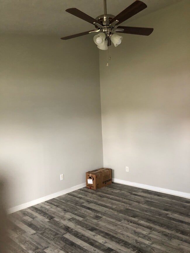 Building Photo - 430 Secretariat Dr