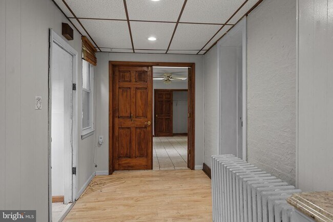 Building Photo - 158 W Butler Ave