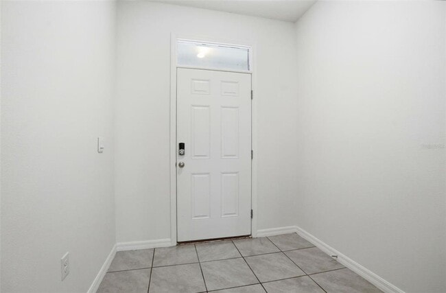 Building Photo - 5323 Dragonfly Dr