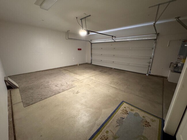 Building Photo - 224 W Kimball Ave